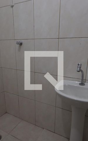 Apartamento para alugar com 49m², 2 quartos e sem vagaBanheiro