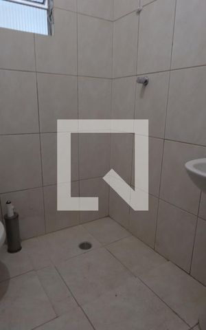 Apartamento para alugar com 49m², 2 quartos e sem vagaBanheiro