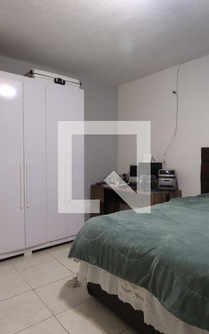 Casa à venda com 220m², 6 quartos e sem vagaQuarto Casa 5