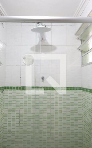 Casa à venda com 220m², 6 quartos e sem vagaBanheiro Casa 5