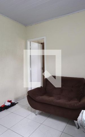 Casa à venda com 220m², 6 quartos e sem vagaSala Casa 3