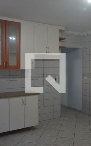 Casa para alugar com 259m², 6 quartos e 4 vagasCozinha