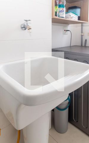 Apartamento para alugar com 74m², 2 quartos e 1 vagaÁrea de Serviço