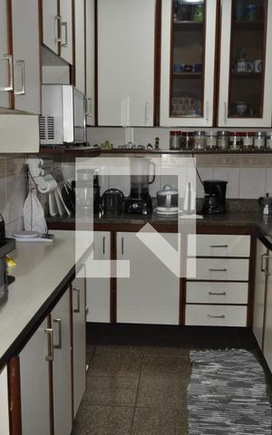 Casa de condomínio à venda com 200m², 4 quartos e 4 vagasCozinha