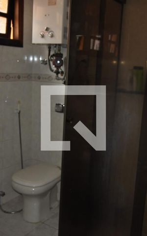Casa de condomínio à venda com 200m², 4 quartos e 4 vagasQuarto 1