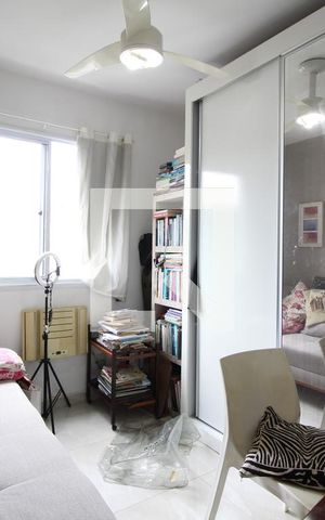 Apartamento para alugar com 51m², 2 quartos e 1 vagaQuarto 1