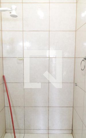 Casa para alugar com 250m², 1 quarto e 3 vagasBanheiro 2