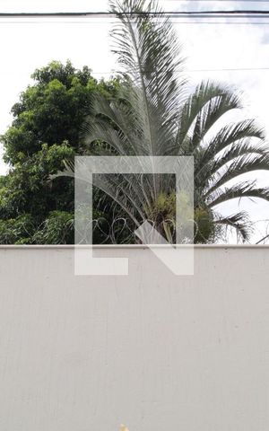 Casa para alugar com 250m², 1 quarto e 3 vagasFachada