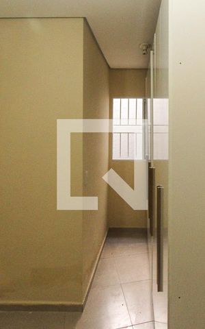 Casa de condomínio para alugar com 28m², 1 quarto e sem vaga Casa de condomínio para alugar com 28m², 1 quarto e sem vagaSala/Quarto
