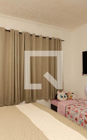 Casa à venda com 286m², 5 quartos e 3 vagas Casa à venda com 286m², 5 quartos e 3 vagasCasa 2 Quarto