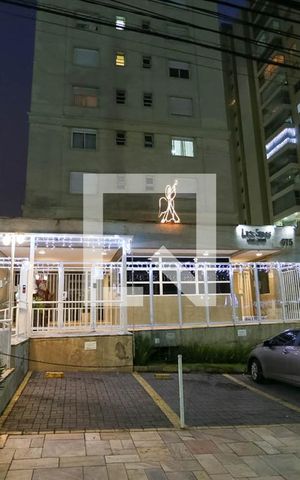 Apartamento à venda com 239m², 4 quartos e 4 vagas Apartamento à venda com 239m², 4 quartos e 4 vagasFachada