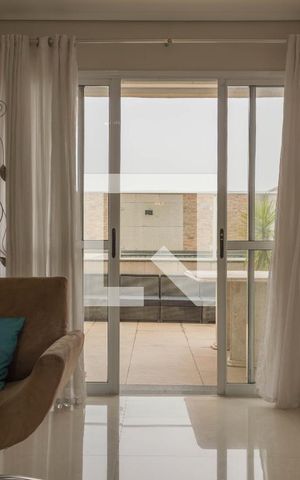 Apartamento à venda com 239m², 4 quartos e 4 vagas Apartamento à venda com 239m², 4 quartos e 4 vagasSala