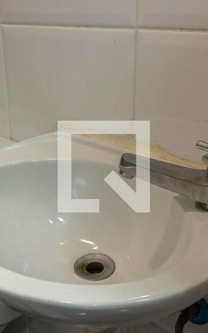 Apartamento à venda com 239m², 4 quartos e 4 vagas Apartamento à venda com 239m², 4 quartos e 4 vagasBanheiro de Serviço