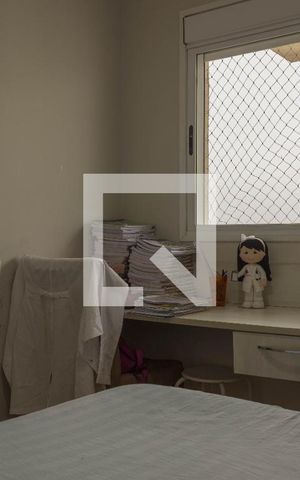 Apartamento à venda com 239m², 4 quartos e 4 vagas Apartamento à venda com 239m², 4 quartos e 4 vagasSuíte 3