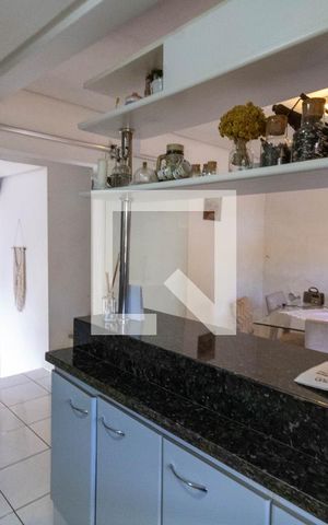 Casa à venda com 148m², 3 quartos e 3 vagas Casa à venda com 148m², 3 quartos e 3 vagasCozinha