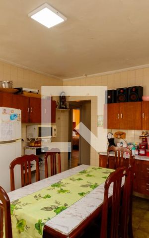 Casa para alugar com 438m², 3 quartos e 3 vagas Casa para alugar com 438m², 3 quartos e 3 vagasCozinha