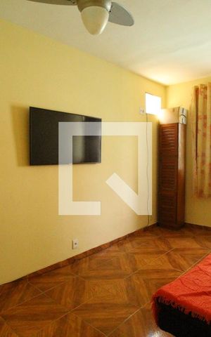 Casa de condomínio à venda com 112m², 4 quartos e 1 vagaQuarto 2