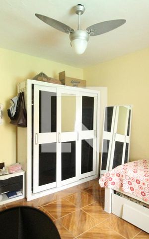Casa de condomínio à venda com 112m², 4 quartos e 1 vagaQuarto 1