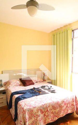 Casa de condomínio à venda com 112m², 4 quartos e 1 vagaQuarto 3