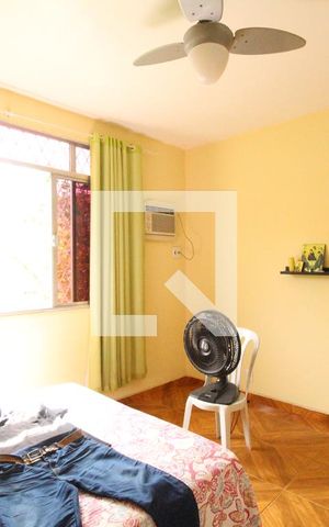 Casa de condomínio à venda com 112m², 4 quartos e 1 vagaQuarto 3