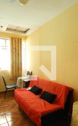 Casa de condomínio à venda com 112m², 4 quartos e 1 vagaQuarto 2