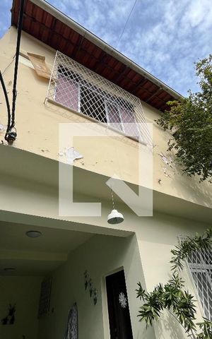 Casa de condomínio à venda com 112m², 4 quartos e 1 vaga Casa de condomínio à venda com 112m², 4 quartos e 1 vagaFrente da casa