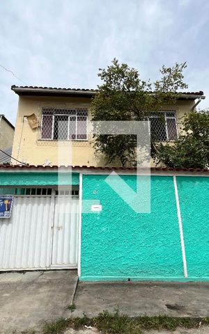 Casa de condomínio à venda com 112m², 4 quartos e 1 vaga Casa de condomínio à venda com 112m², 4 quartos e 1 vagaFachada