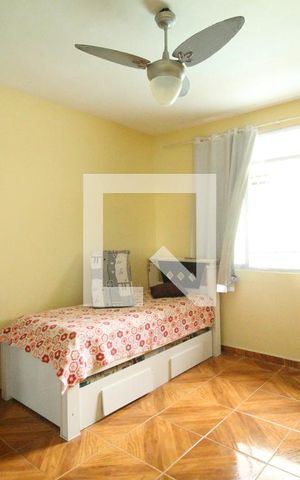 Casa de condomínio à venda com 112m², 4 quartos e 1 vagaQuarto 1