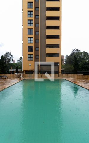 Apartamento à venda com 166m², 3 quartos e 3 vagasÁrea comum - Piscina
