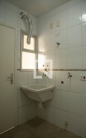 Apartamento para alugar com 60m², 2 quartos e 1 vagaÁrea de Serviço
