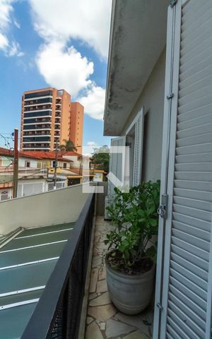 Casa à venda com 200m², 3 quartos e 2 vagas Casa à venda com 200m², 3 quartos e 2 vagasVarando do Quarto
