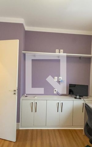 Casa à venda com 200m², 3 quartos e 2 vagas Casa à venda com 200m², 3 quartos e 2 vagasQuarto 3