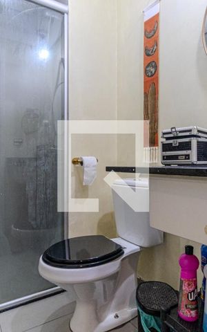 Studio para alugar com 30m², 1 quarto e sem vaga Studio para alugar com 30m², 1 quarto e sem vagaBanheiro