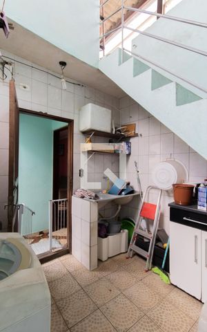 Apartamento à venda com 150m², 5 quartos e 2 vagas Apartamento à venda com 150m², 5 quartos e 2 vagasÁrea de Serviço