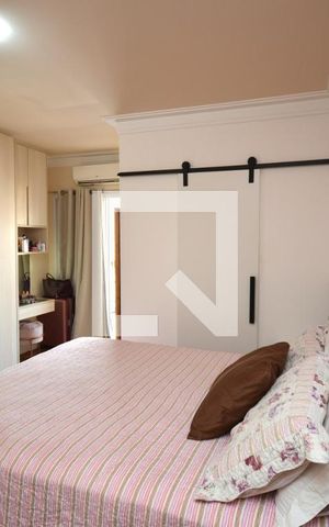 Casa para alugar com 131m², 3 quartos e 2 vagasSuíte 1