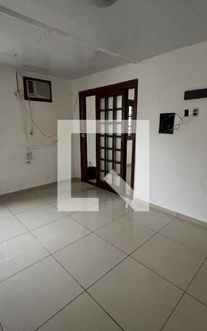 Casa à venda com 100m², 2 quartos e 2 vagasQuarto 2