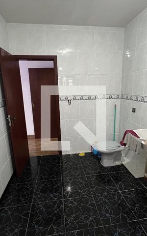 Casa para alugar com 224m², 4 quartos e 2 vagas Casa para alugar com 224m², 4 quartos e 2 vagasBanheiro 3