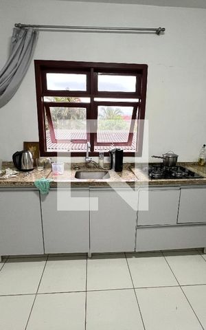 Casa para alugar com 224m², 4 quartos e 2 vagas Casa para alugar com 224m², 4 quartos e 2 vagasCozinha 2
