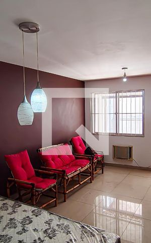 Casa à venda com 75m², 3 quartos e 1 vaga Casa à venda com 75m², 3 quartos e 1 vagasala