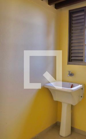 Casa à venda com 150m², 3 quartos e sem vagaÁrea de Serviço