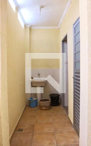 Casa à venda com 150m², 3 quartos e sem vagaÁrea de Serviço