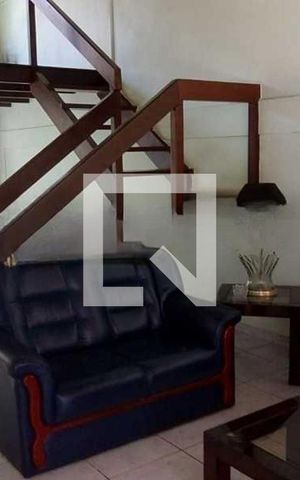 Casa de condomínio à venda com 241m², 3 quartos e 1 vaga