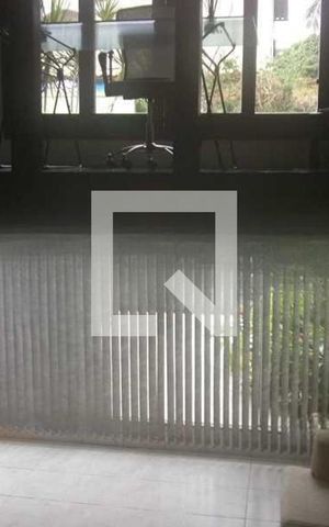 Casa de condomínio à venda com 241m², 3 quartos e 1 vaga