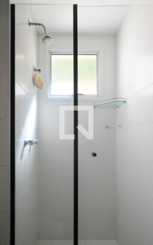 Apartamento à venda com 64m², 3 quartos e 1 vaga Apartamento à venda com 64m², 3 quartos e 1 vagaBanheiro