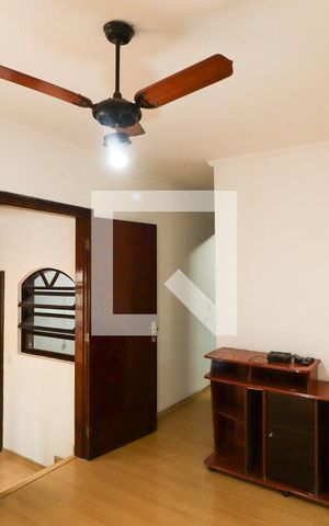 Casa à venda com 300m², 5 quartos e 1 vaga Casa à venda com 300m², 5 quartos e 1 vagaSuíte 1