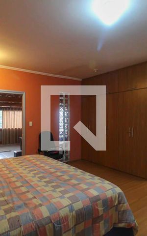 Casa à venda com 499m², 8 quartos e 6 vagas Casa à venda com 499m², 8 quartos e 6 vagasSuite 1