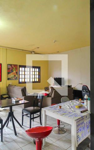 Casa à venda com 499m², 8 quartos e 6 vagas Casa à venda com 499m², 8 quartos e 6 vagas Edicula