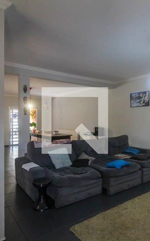Casa à venda com 499m², 8 quartos e 6 vagas Casa à venda com 499m², 8 quartos e 6 vagasSala 1