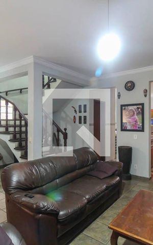 Casa à venda com 499m², 8 quartos e 6 vagas Casa à venda com 499m², 8 quartos e 6 vagasSala 2