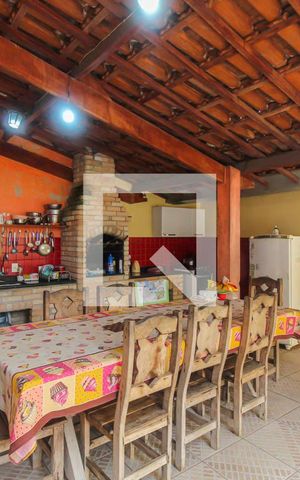 Casa à venda com 499m², 8 quartos e 6 vagas Casa à venda com 499m², 8 quartos e 6 vagasÁrea Gourmet